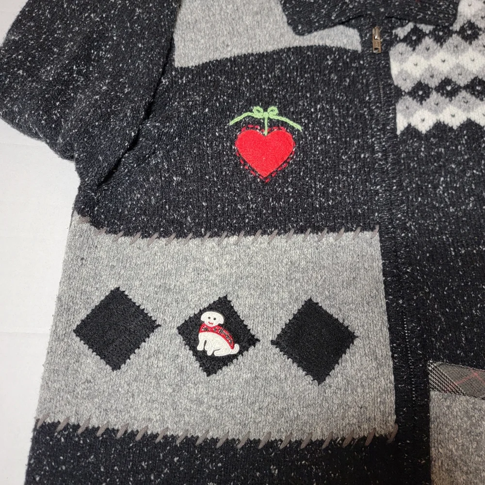 TanJay‎ Patchwork Scotty Dog Zipper Cardigan Sweater Medium Black Gray Red Heart